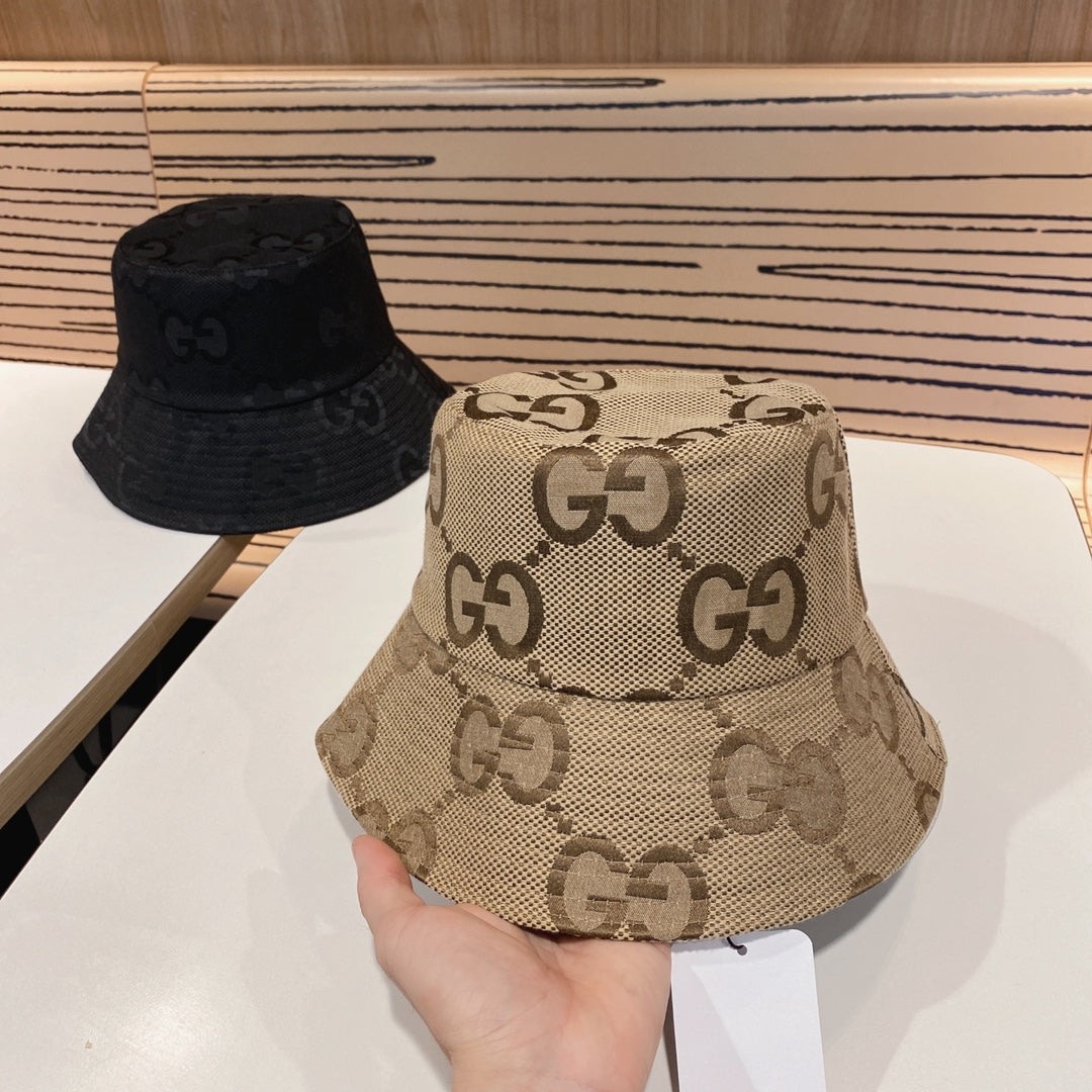 GG solid color chain pattern bucket hat