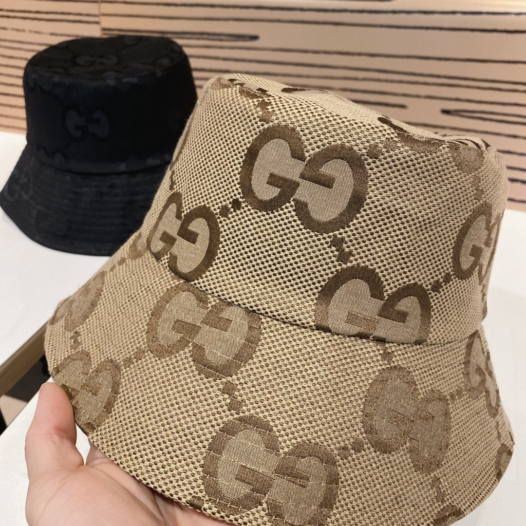 GG solid color chain pattern bucket hat