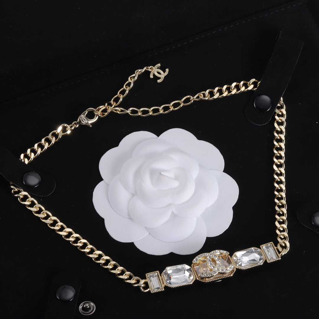 Fashion CC rhinestone necklace