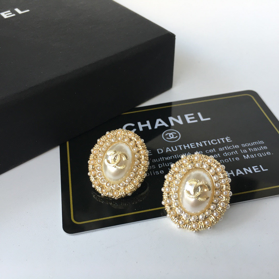 Fashion CC Pearl Earrings