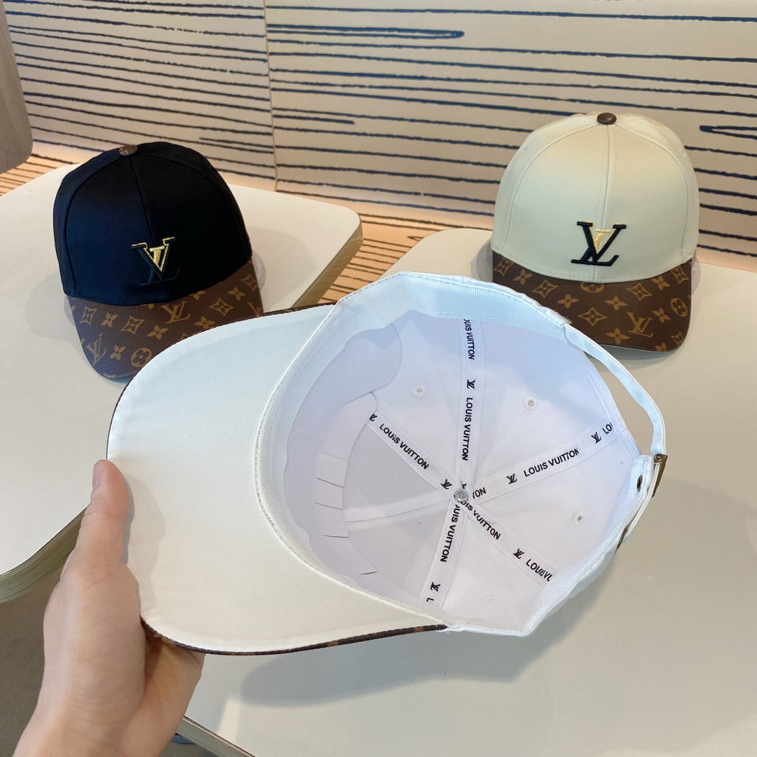 Fashion four leaf clover baseball cap