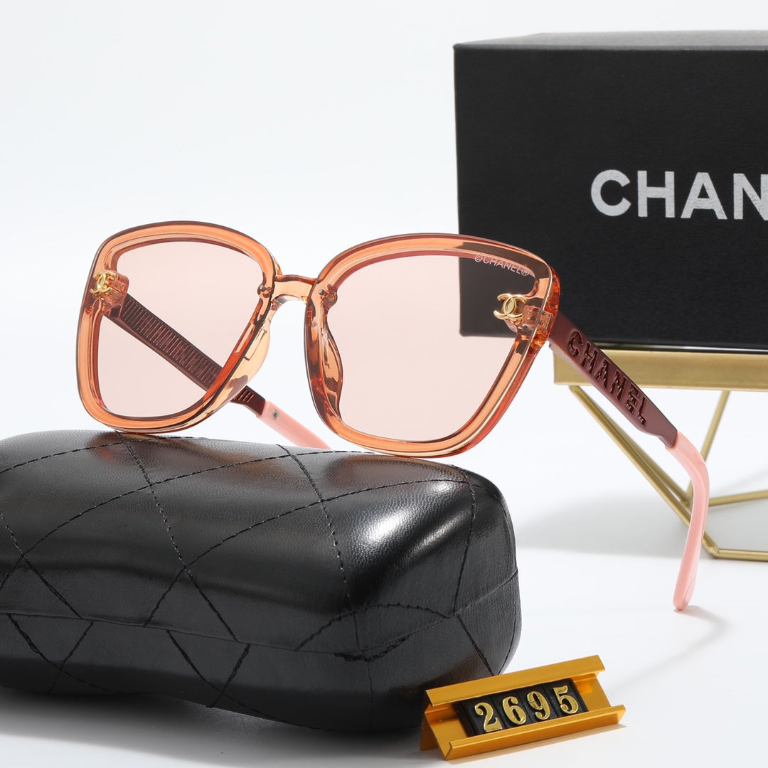 4 Colors Fashionable Letter Frame Sunglasses