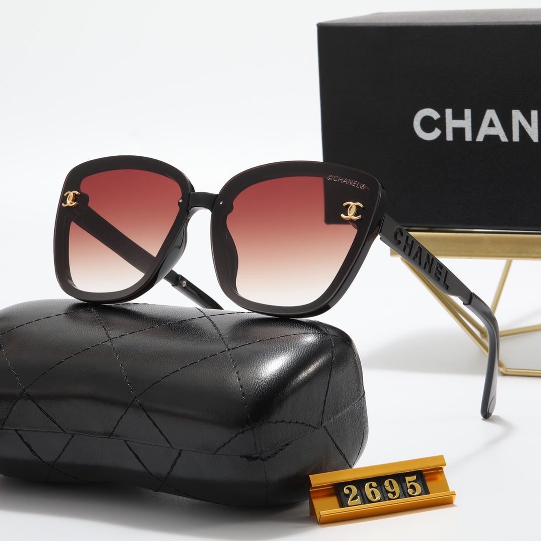 4 Colors Fashionable Letter Frame Sunglasses