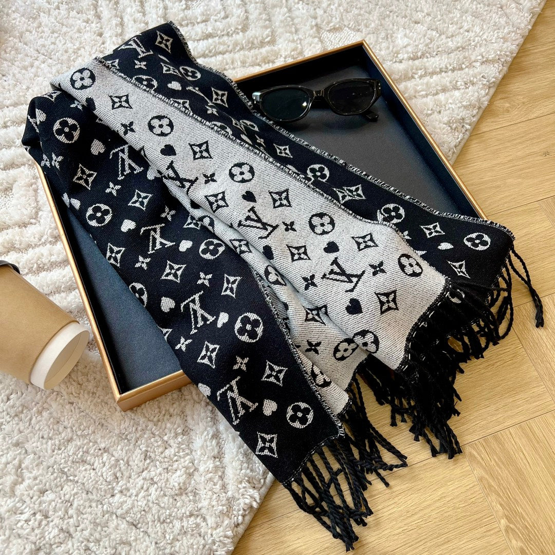 Fashion L letter starry scarf