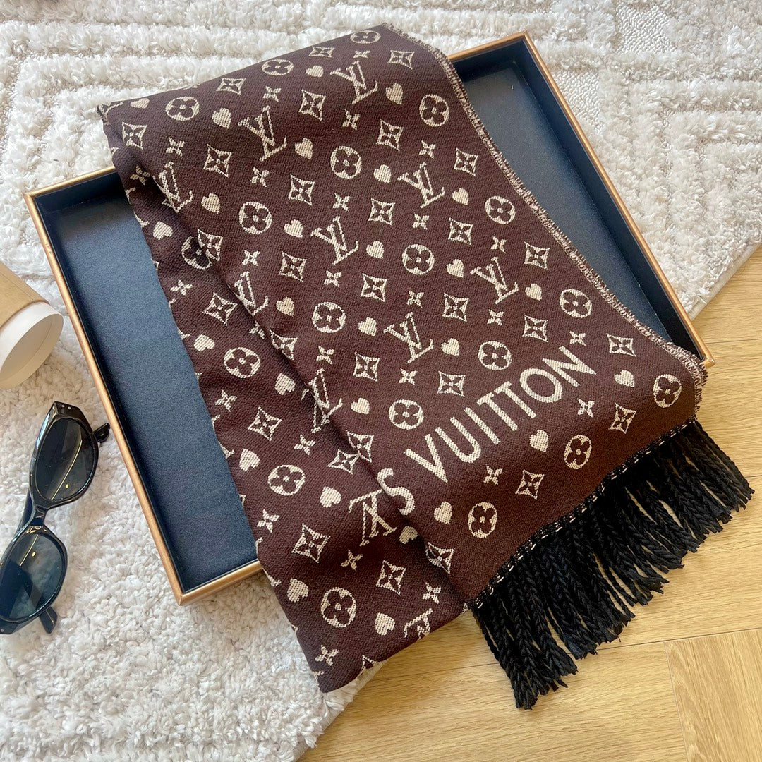 Fashion L letter starry scarf