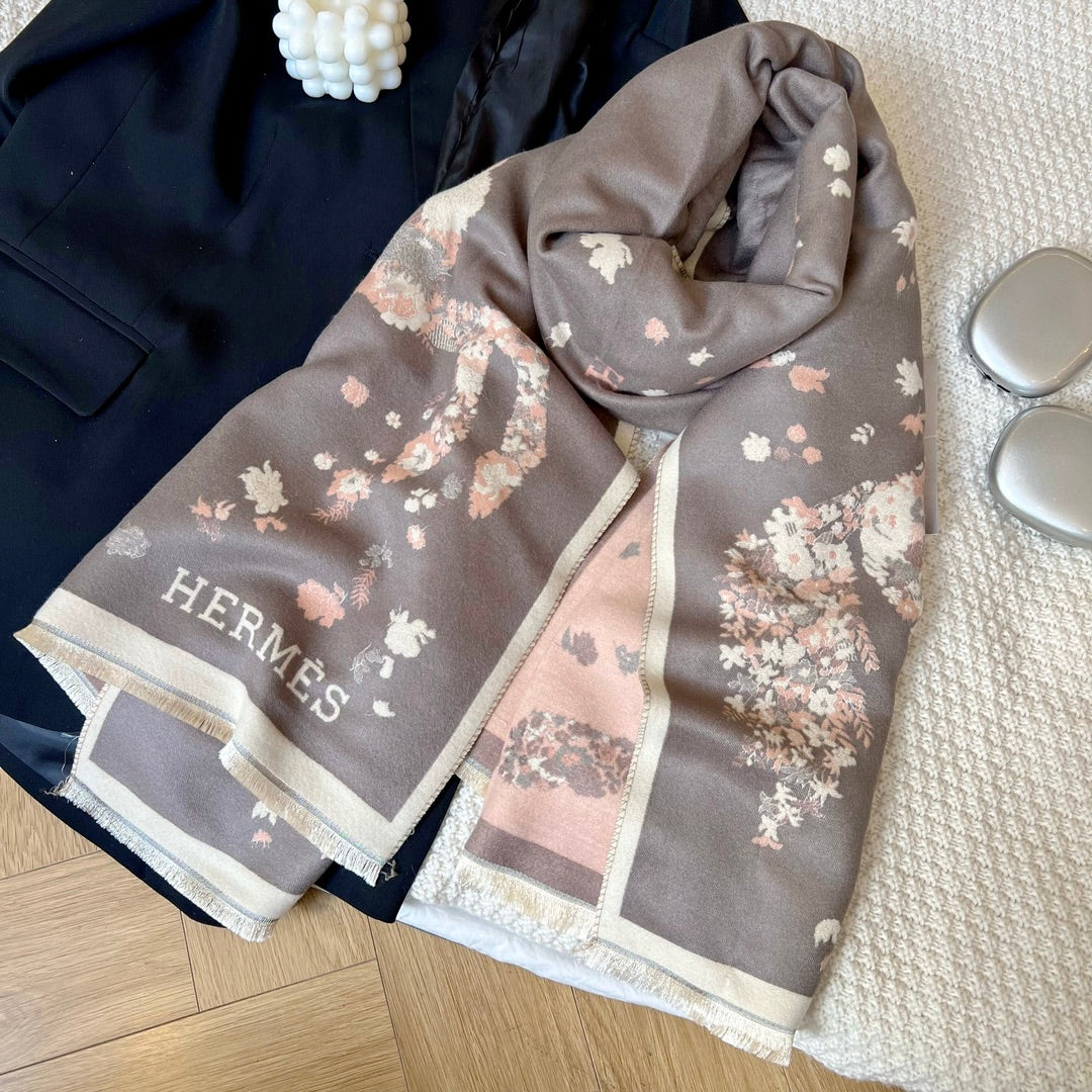 Fashion H letter scarf