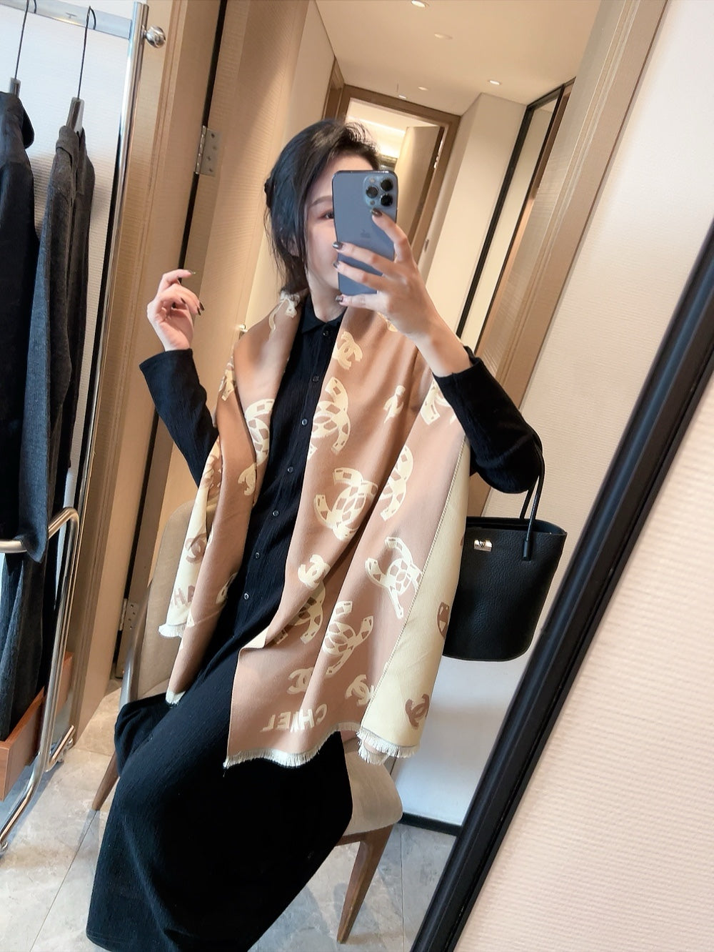 Fashion CC letter scarf