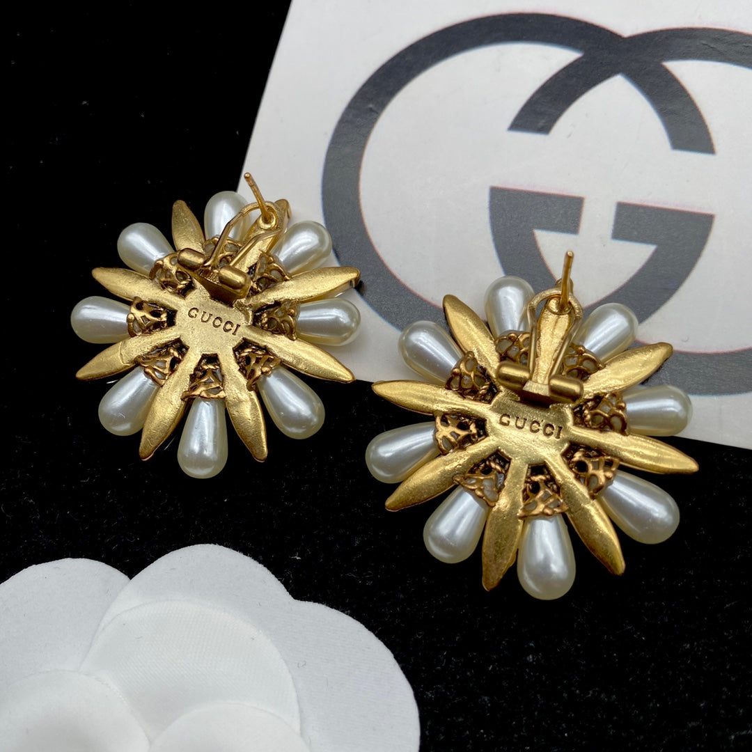 Fashion GG Pearl Sunflower Earrings