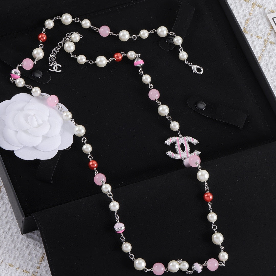 Fashion CC Pearl Necklace