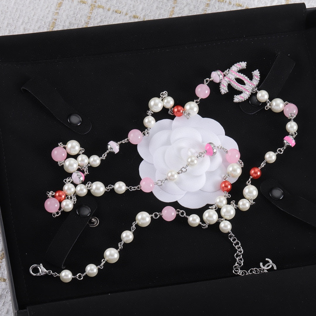 Fashion CC Pearl Necklace