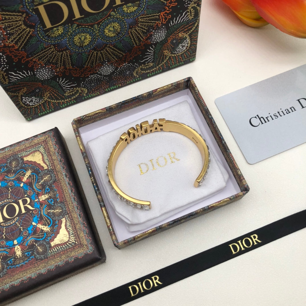 Classic CD open bracelet