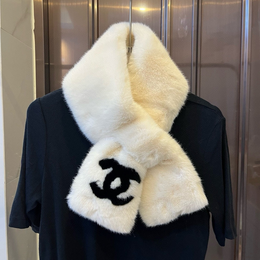 Fashion CC letter scarf