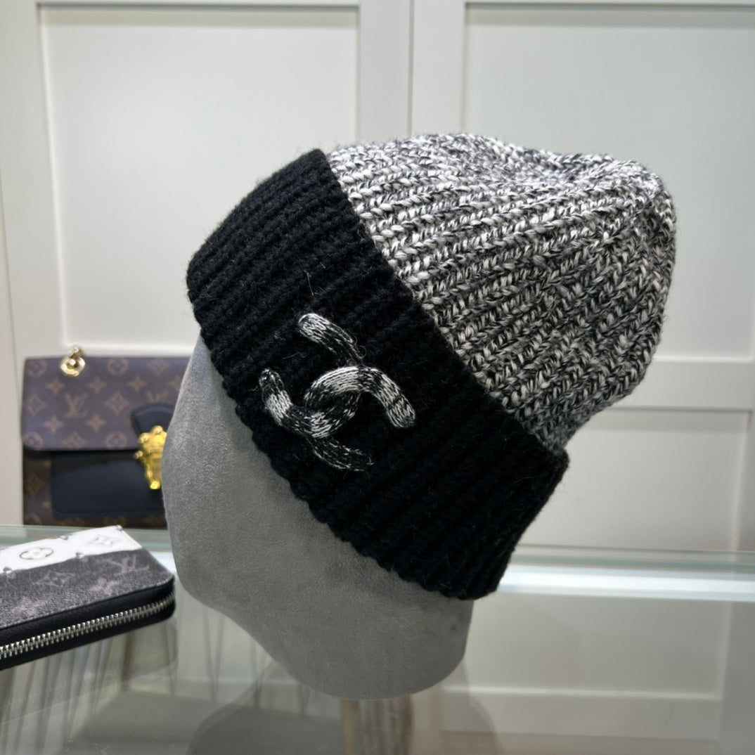 Fashionable plush CC knitted hat