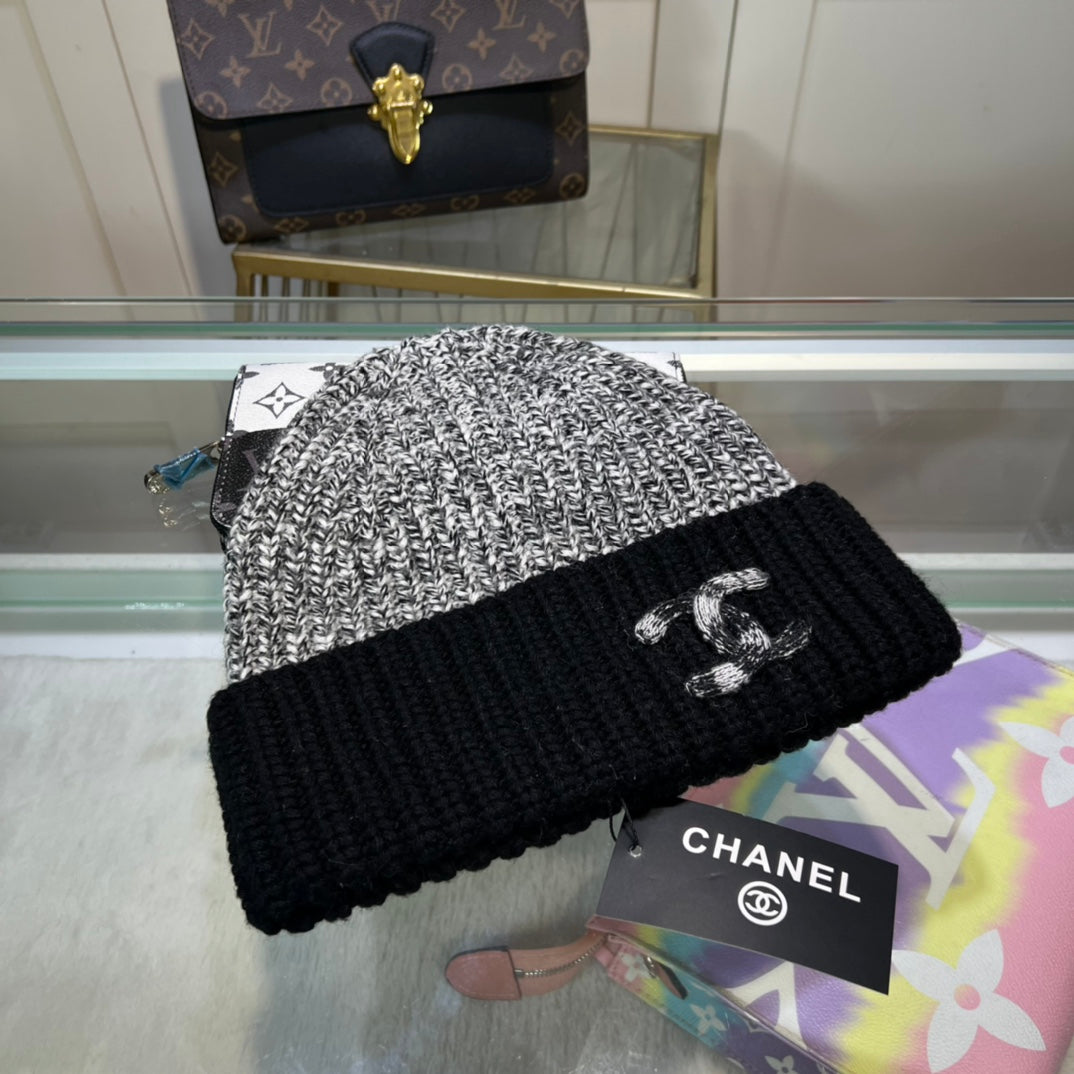 Fashionable plush CC knitted hat