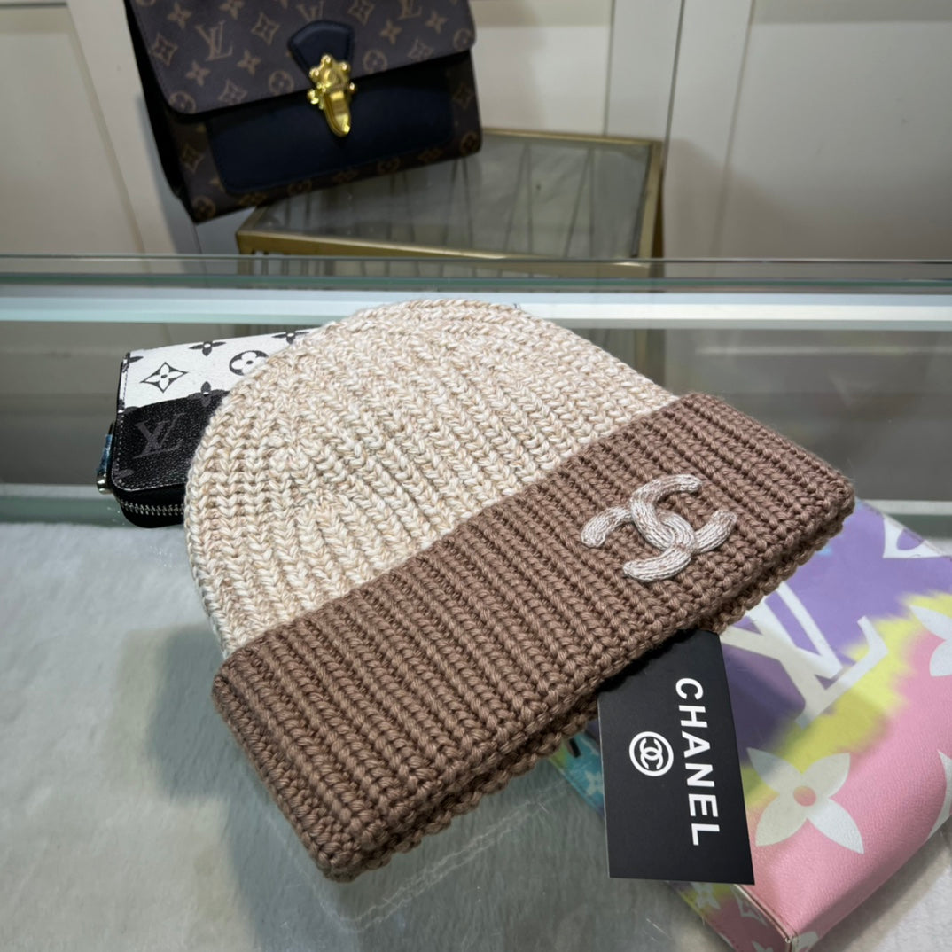 Fashionable plush CC knitted hat