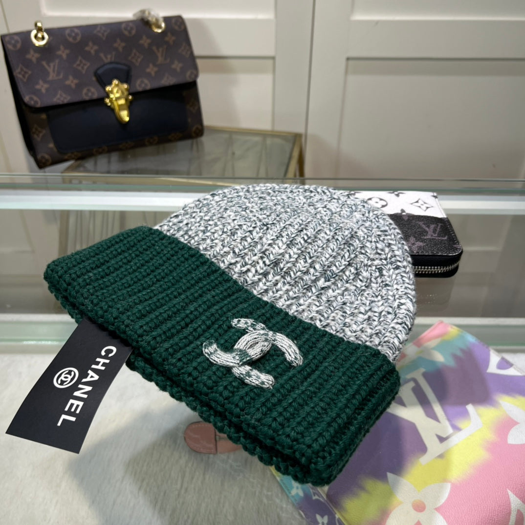 Fashionable plush CC knitted hat