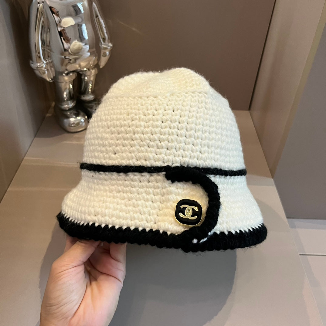 Fashionable plush CC bucket hat