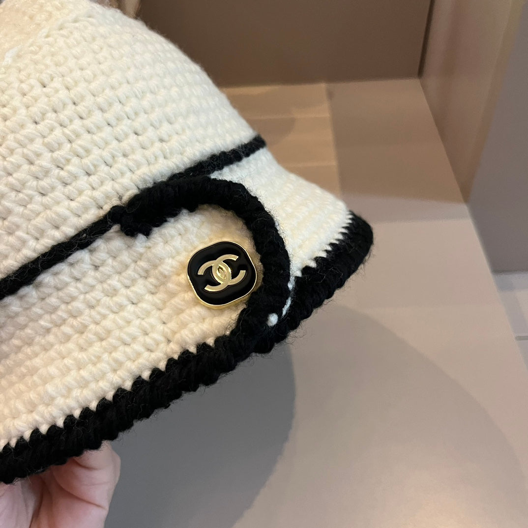 Fashionable plush CC bucket hat