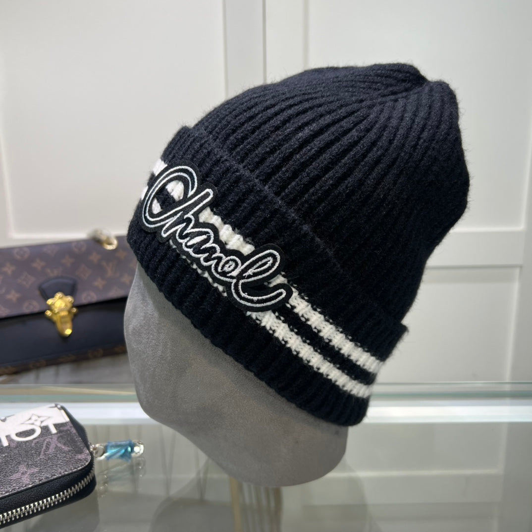 Fashionable plush CC knitted hat