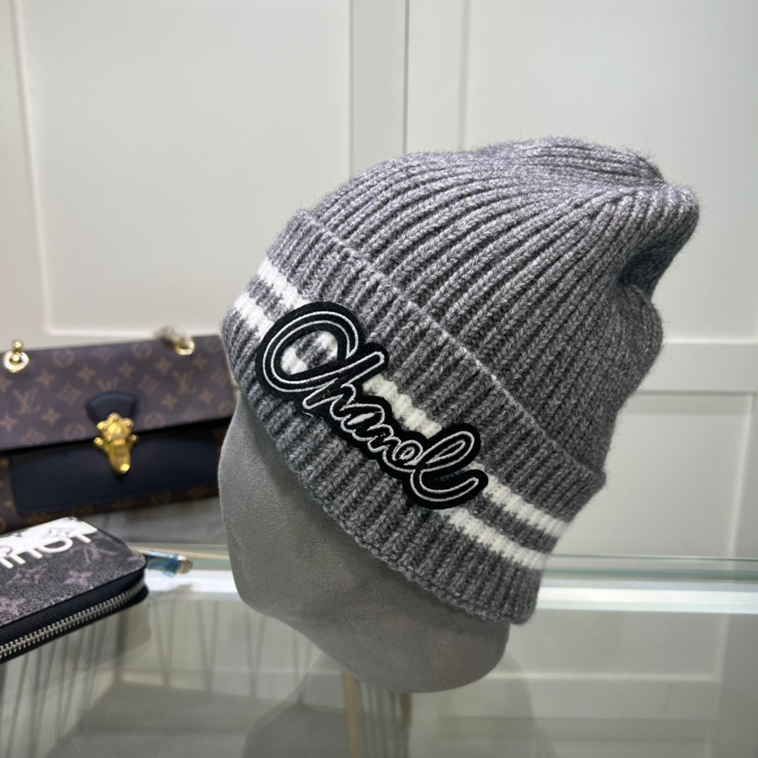 Fashionable plush CC knitted hat