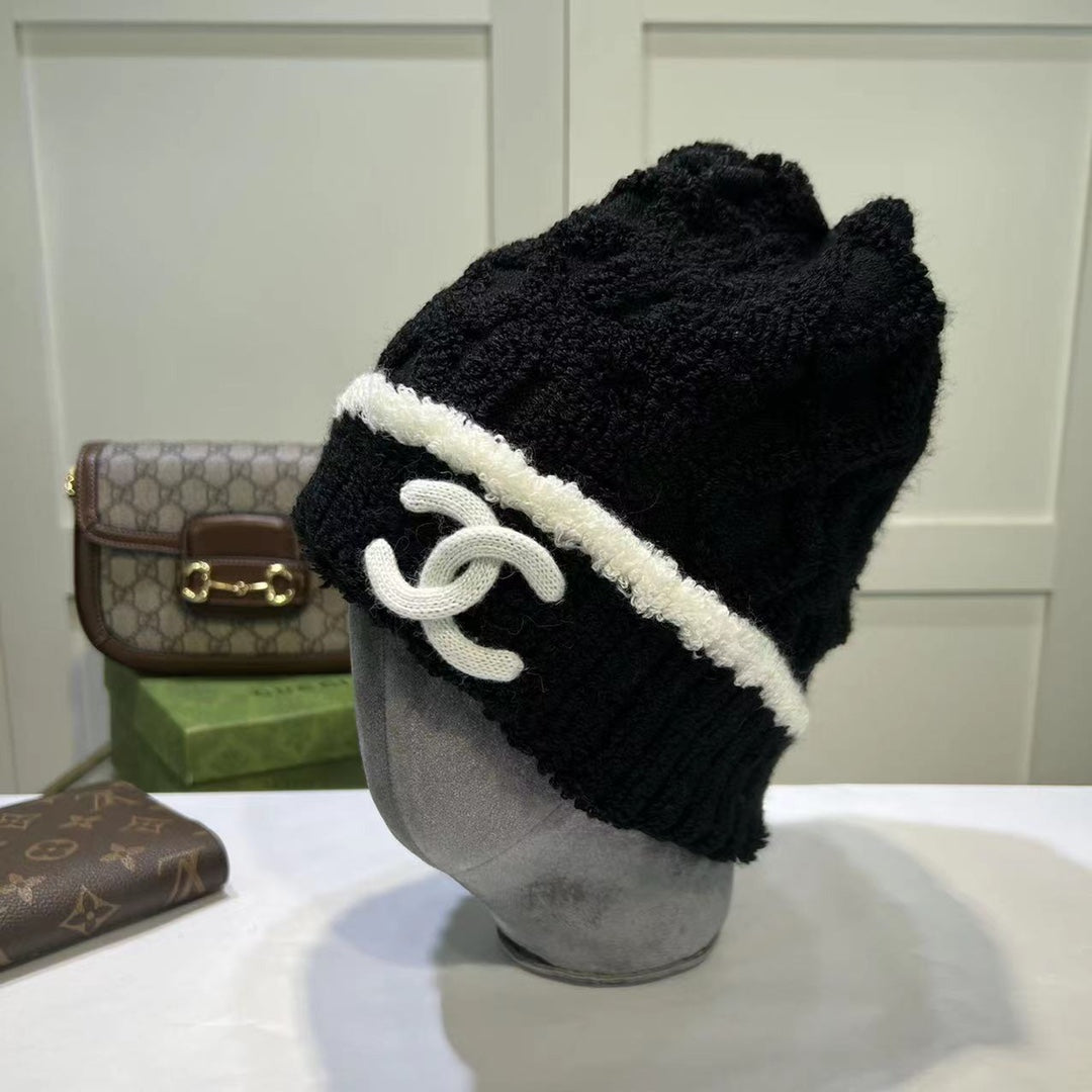 Fashionable plush CC knitted hat