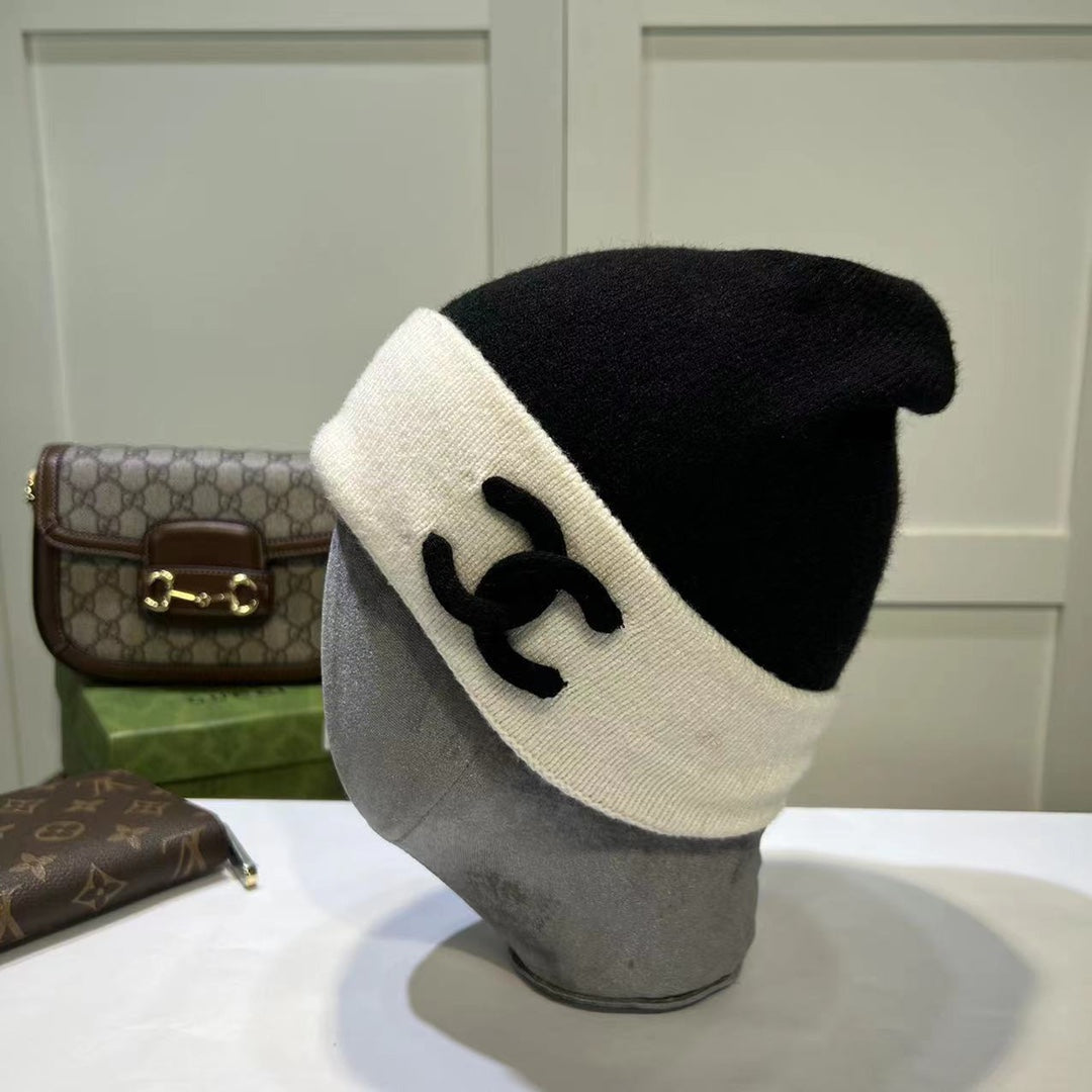 Fashionable plush CC knitted hat