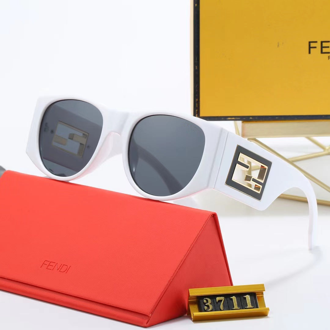 4-color fashionable FF letter polarized sunglasses