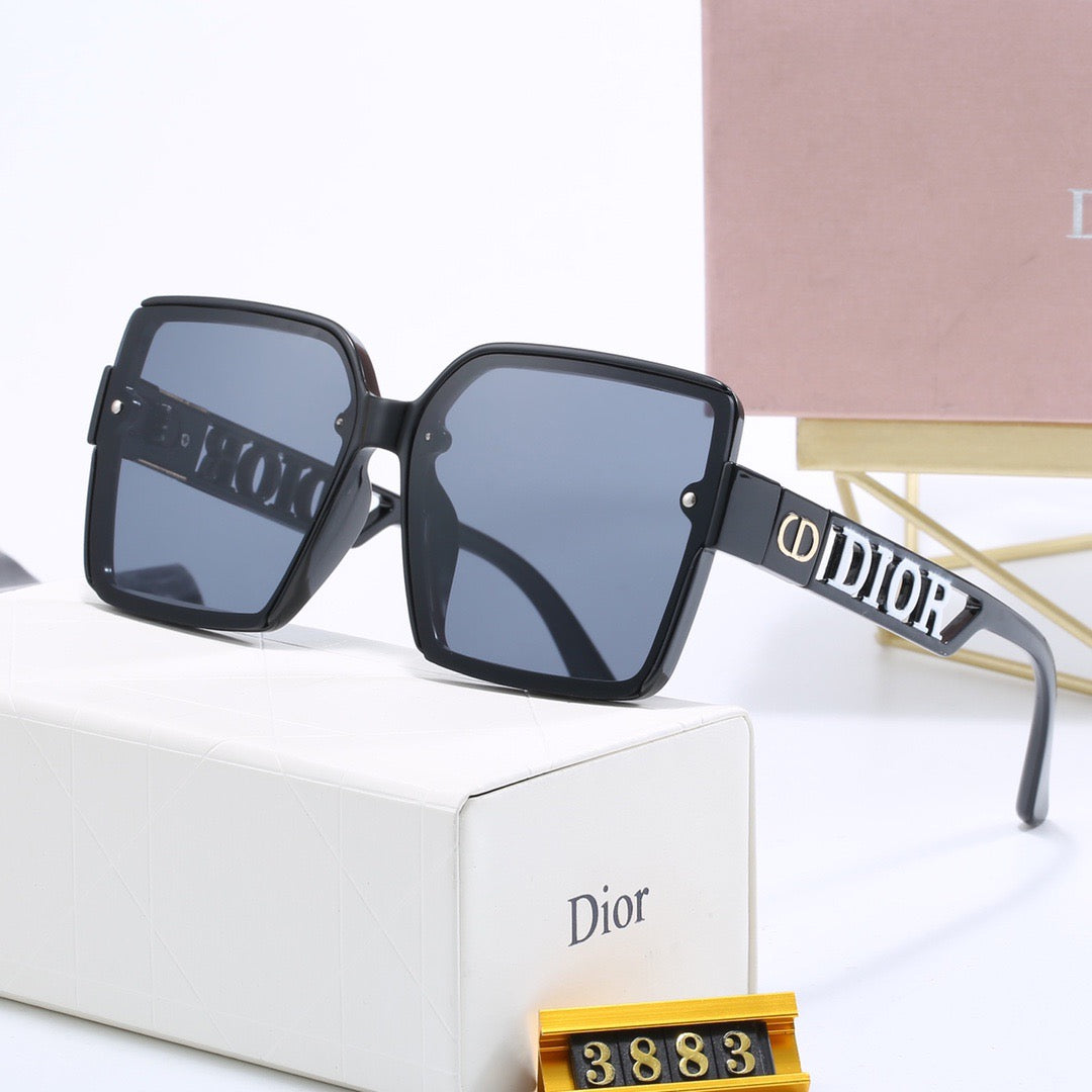 4-color fashionable CD letter sunglasses