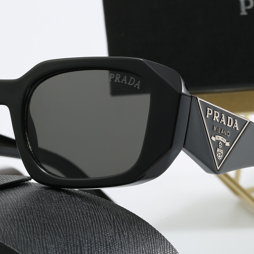 4-color fashionable PA letter temple sunglasses