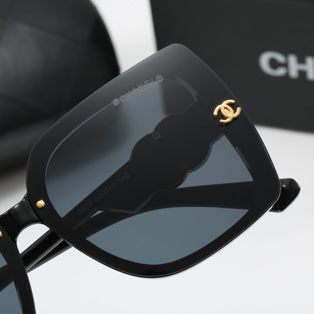 4-color fashionable new CC letter sunglasses