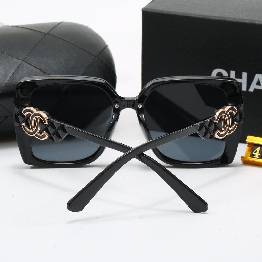 4-color fashionable new CC letter sunglasses