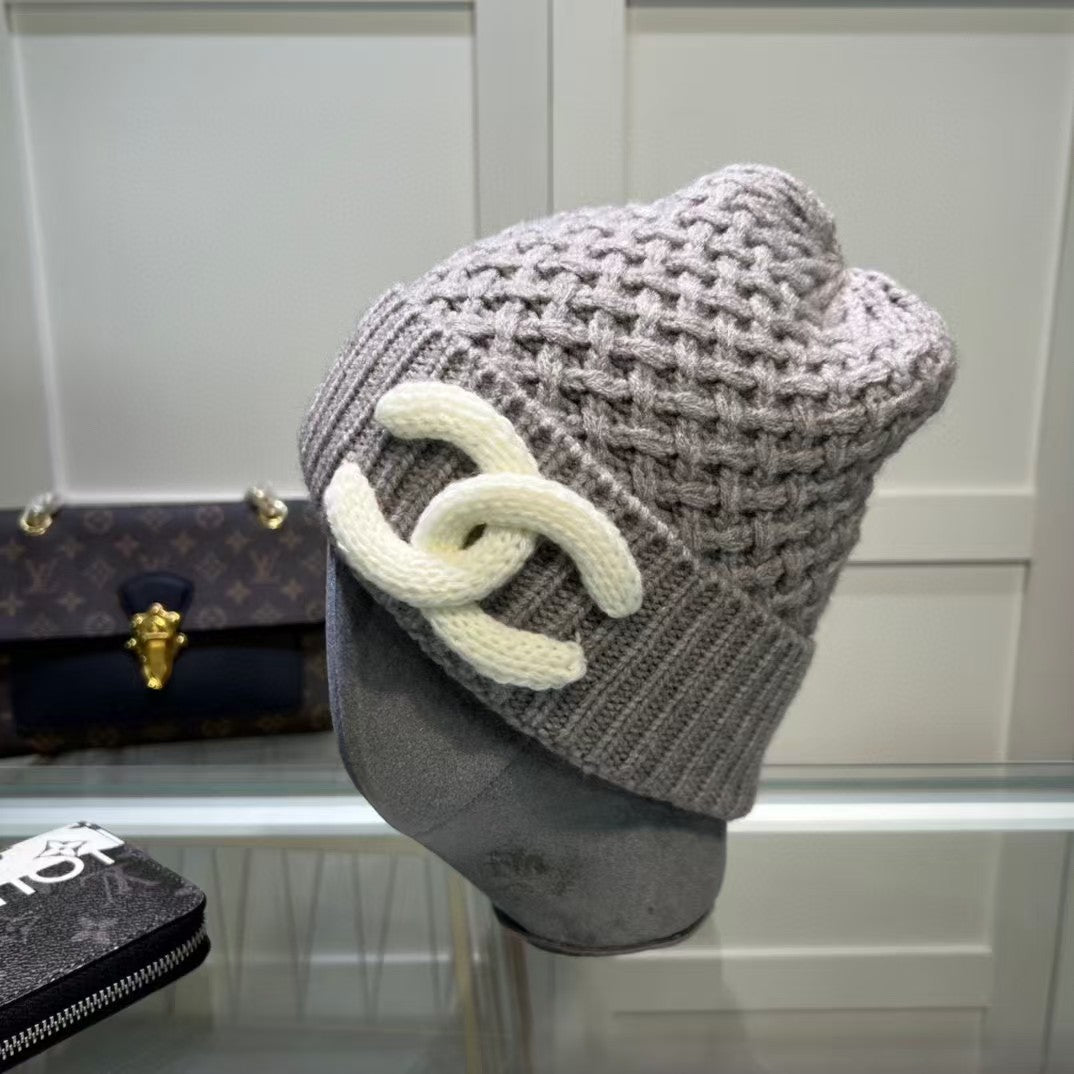 Fashionable plush CC knitted hat