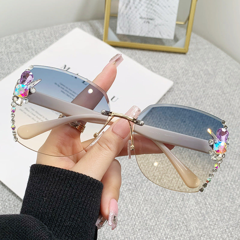 6 Dathanna Faisean Fráma Mór Sunglasses Rhinestone Polaraithe Sunglasses