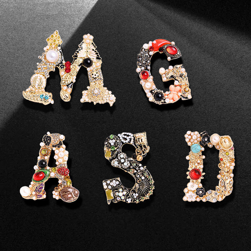 Retro Fashion Rhinestone Pearl Letter Brooch