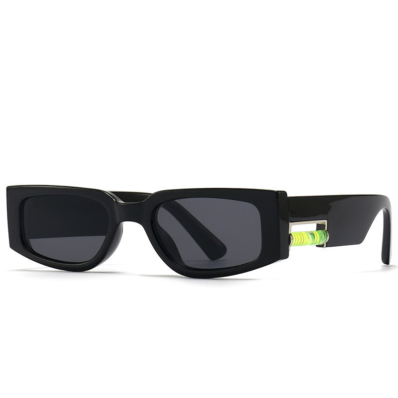 8 Dathanna Faisean Pearsantacht Grád Comhuaineach Sunglasses Cearnóg