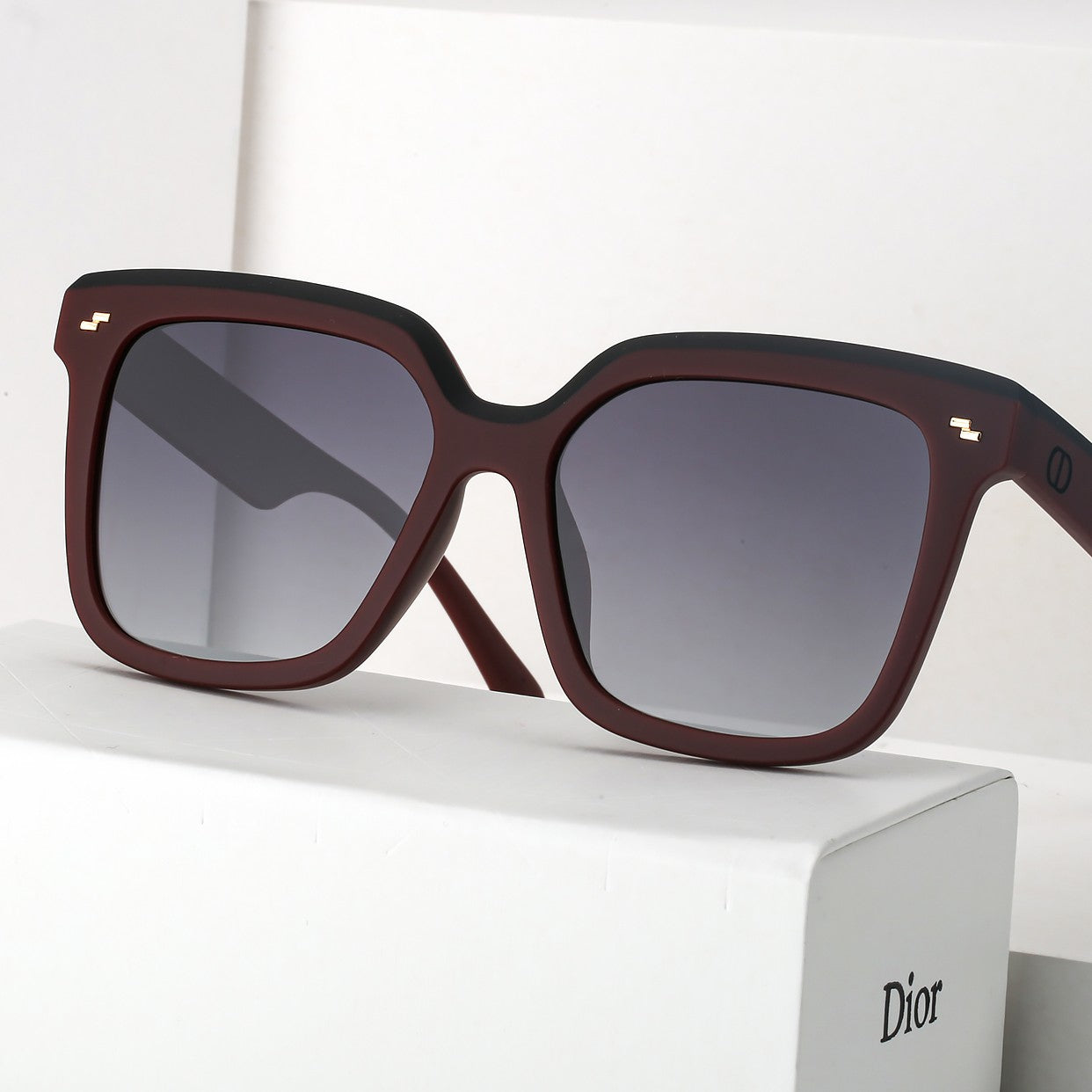 4 color simple double color polarized sunglasses