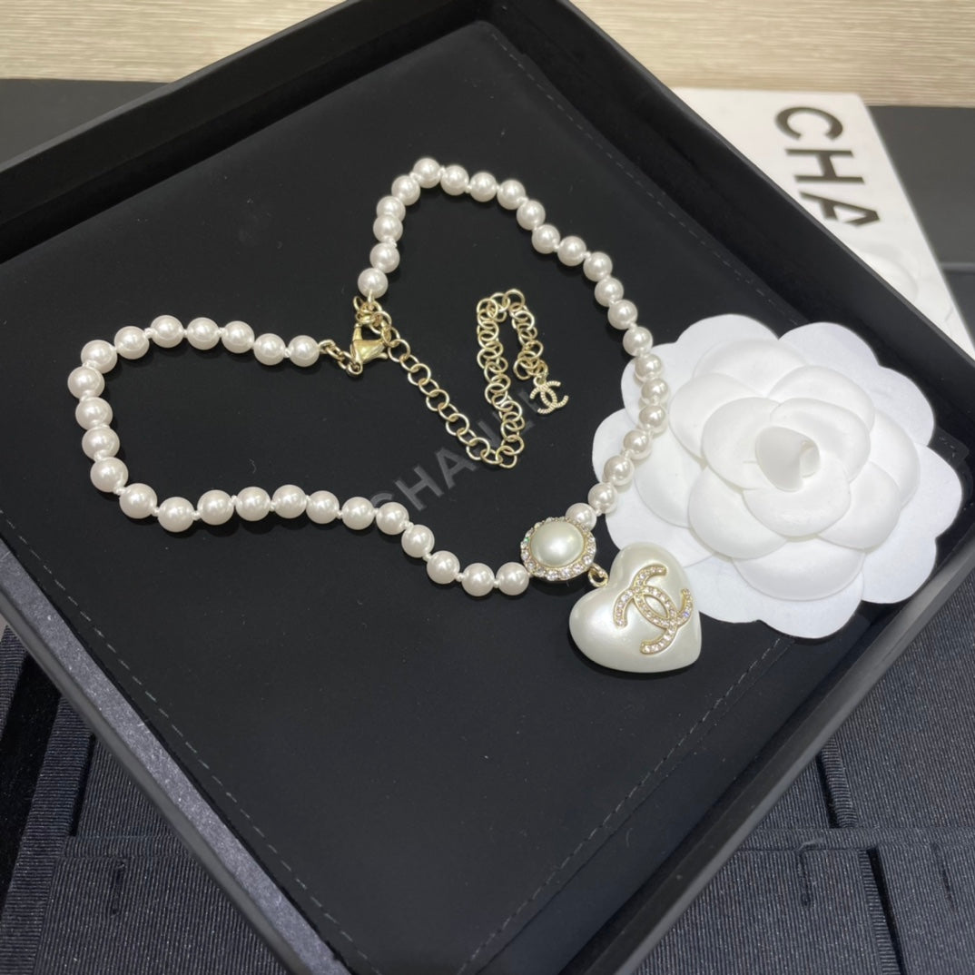 Fashion Double C Pearl Heart Necklace