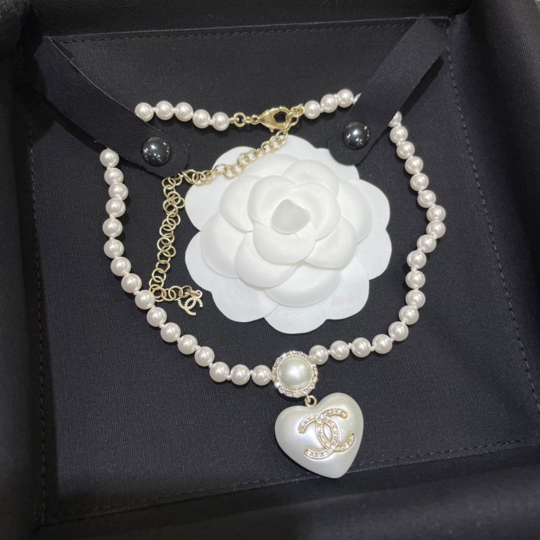 Fashion Double C Pearl Heart Necklace