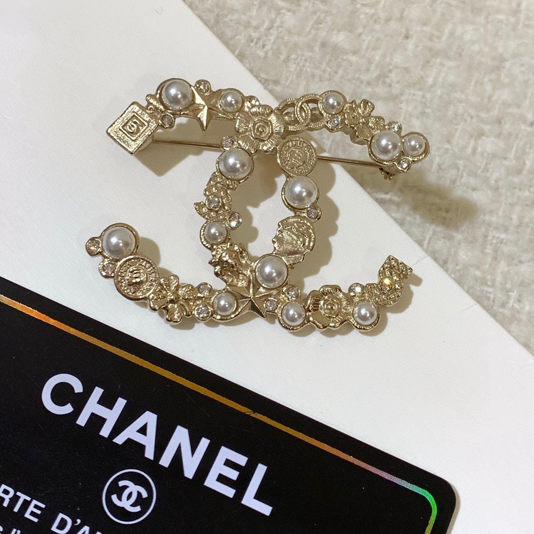 Dealg patrún buidéal fíona réalta Pearl rhinestone clasaiceach CC