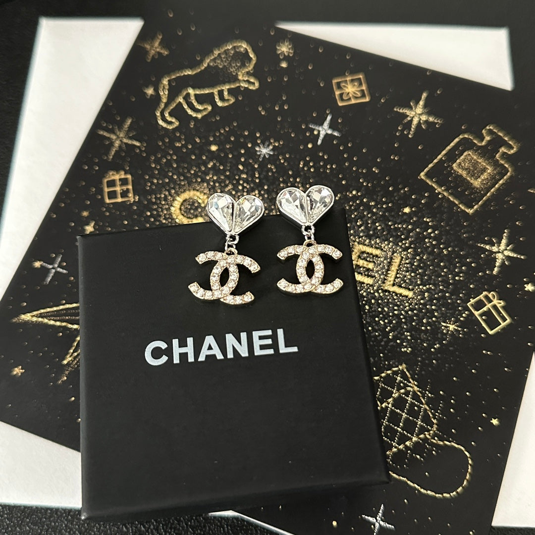 Fashion CC heart pendant earrings