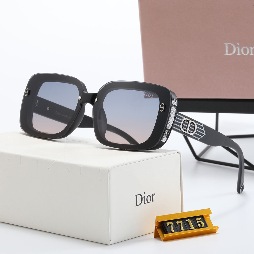 4-color fashion CD letter square frame sunglasses