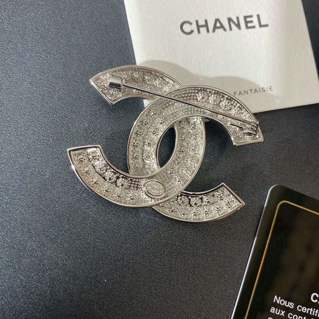 Luxury Rhinestone Brooch